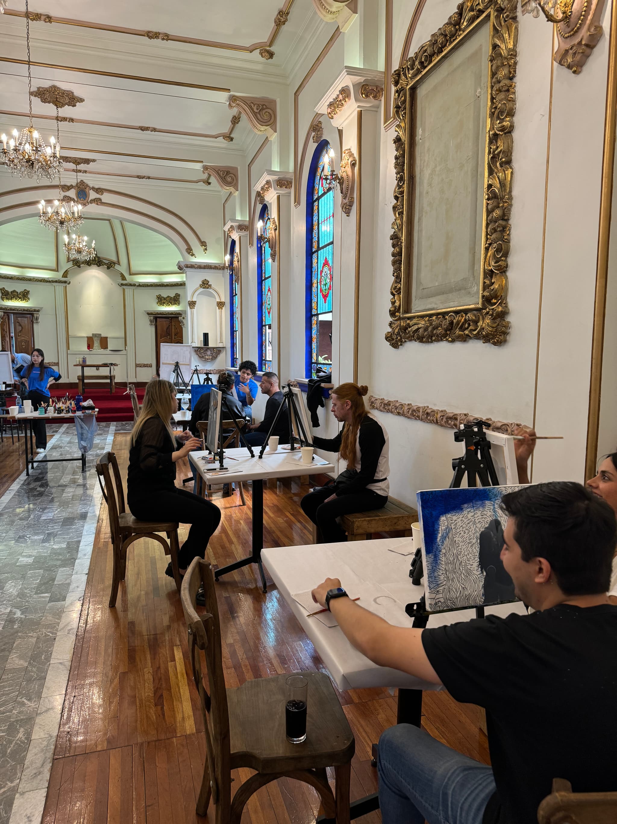 Taller de pintura en Roma Norte